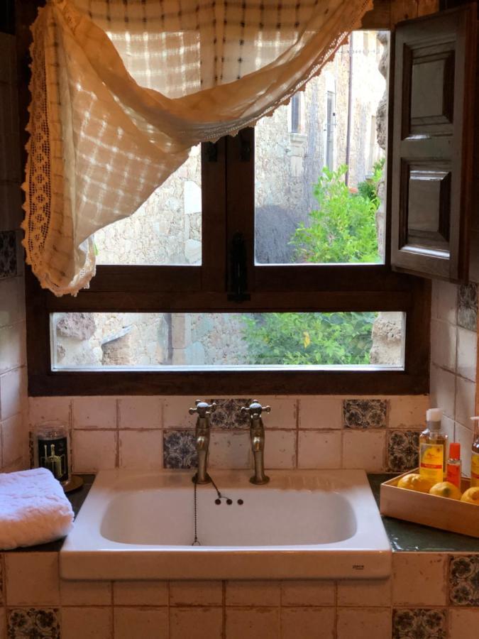 Villa Terracea à Hoyos Extérieur photo